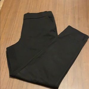 Black Zara ankle pants small